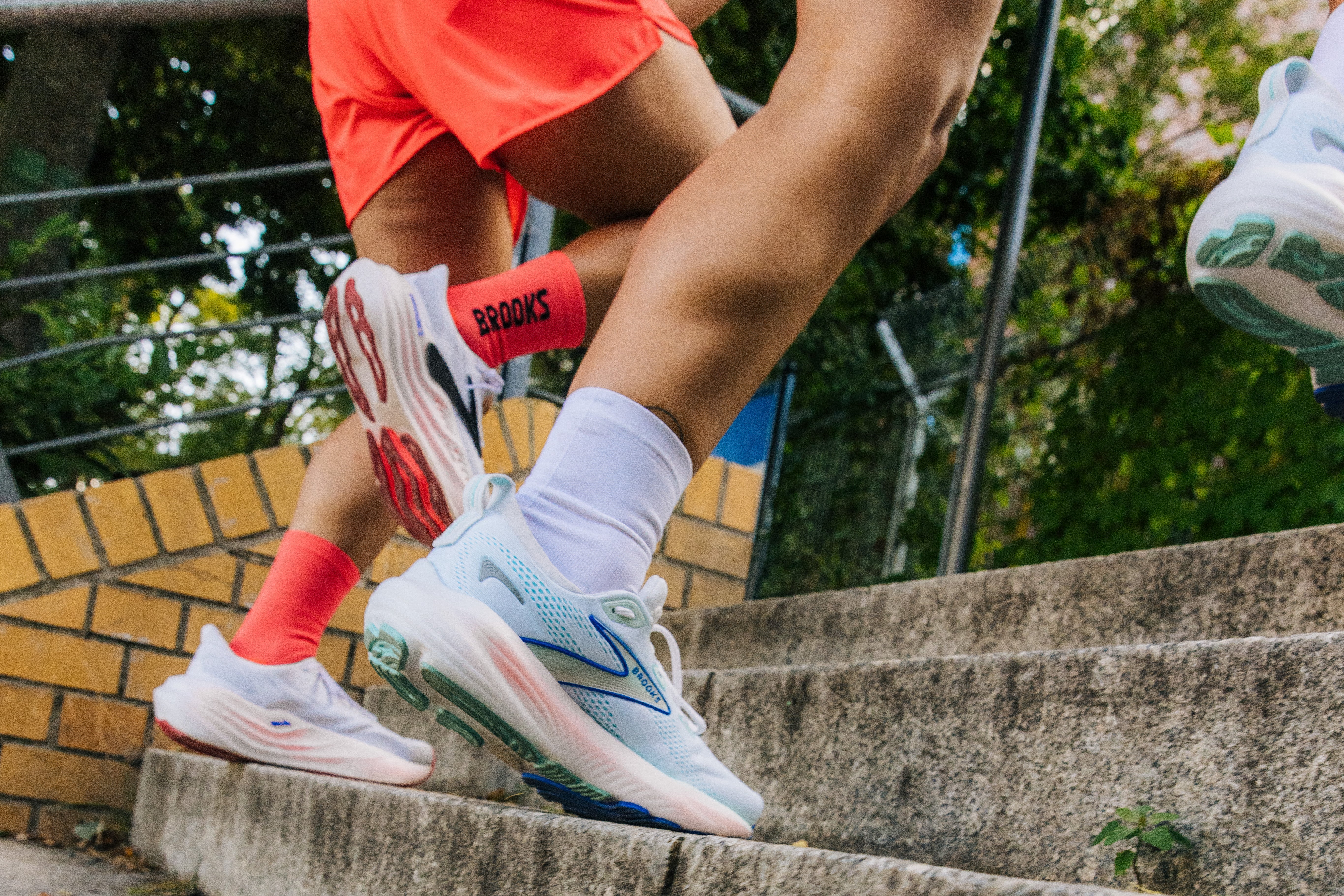 Run Shoes