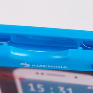 waterproof pouch for phone when swimming
