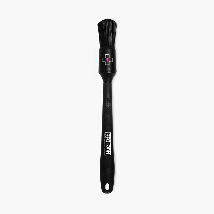 muc off drivetrain brush for bike cleaning