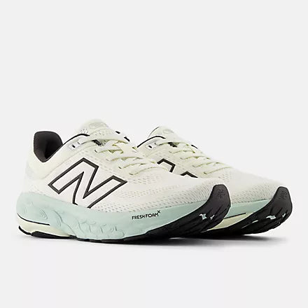 New Balance 860 v14 for women white and teal with black accent