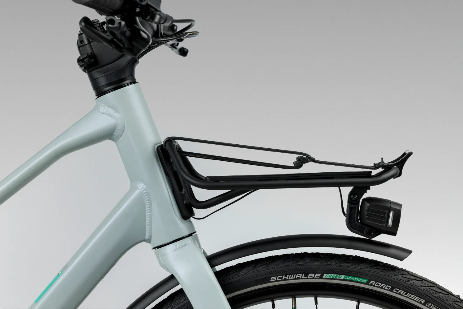 Front bike rack attached to the orbea vector urban bike, for shopping and more
