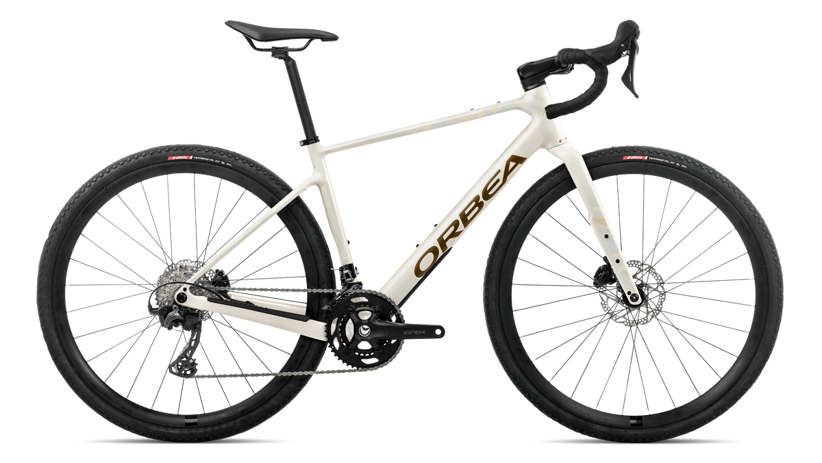 Side profile of the Orbea Terra H30 2027 model in ivory white colour