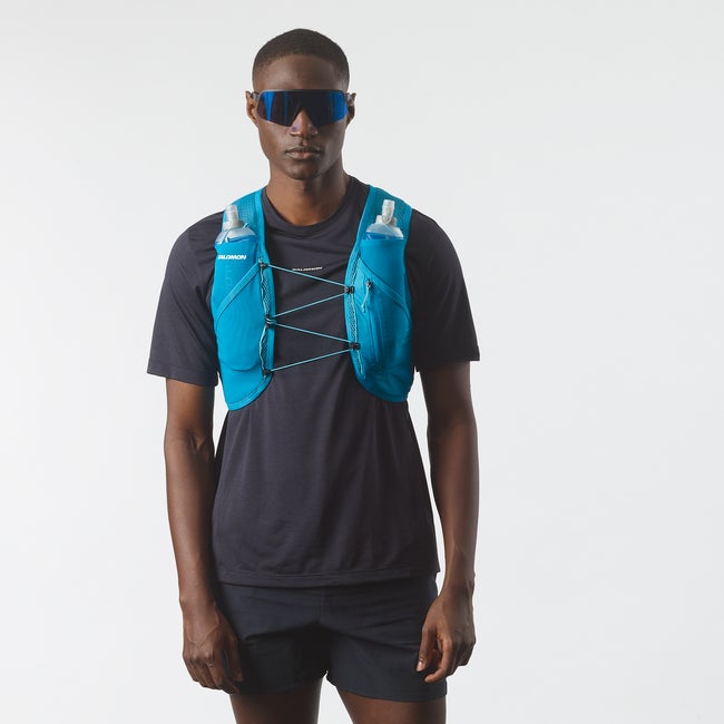 Salomon Active Skin 4 hydration pack for running and trail running, blue colour