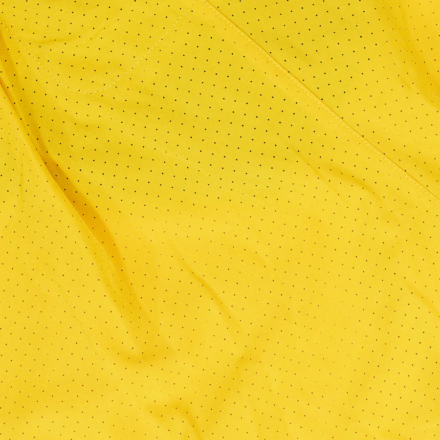 saysky pace air short 3 yellow colour running shorts material close up