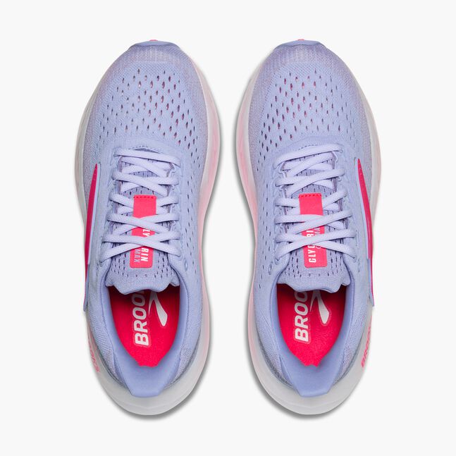 brooks glycerin max for women, long distance and recovery running shoe with maximum cushioning, light blue colour with white sole and pink 'brooks' logo, top down view of shoes