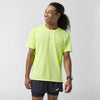 Man wearing brooks highpoint 2.0 running t-shirt yellow with brooks branding 