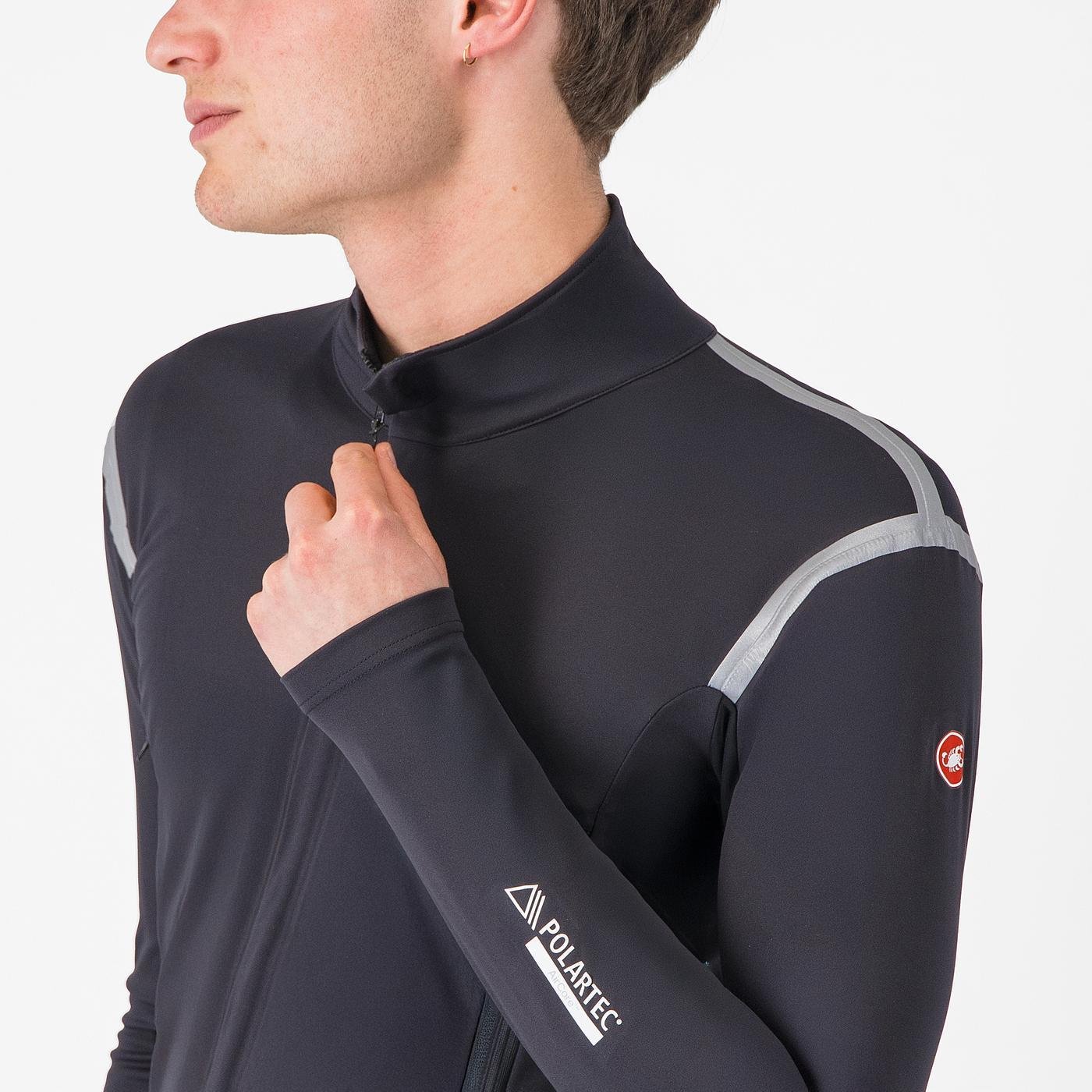 castelli perfetto ros 3 jacket, water resistant windproof breathable cycling jacket, black colour with reflective grey details, close up of jacket zipper and neck