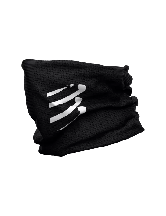 Black compressport neck warmer for trail running