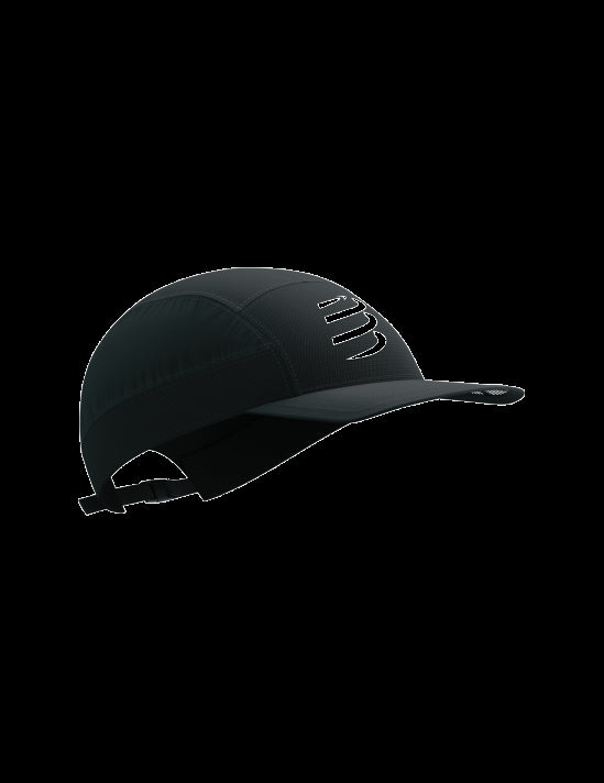 Black compressport running hat