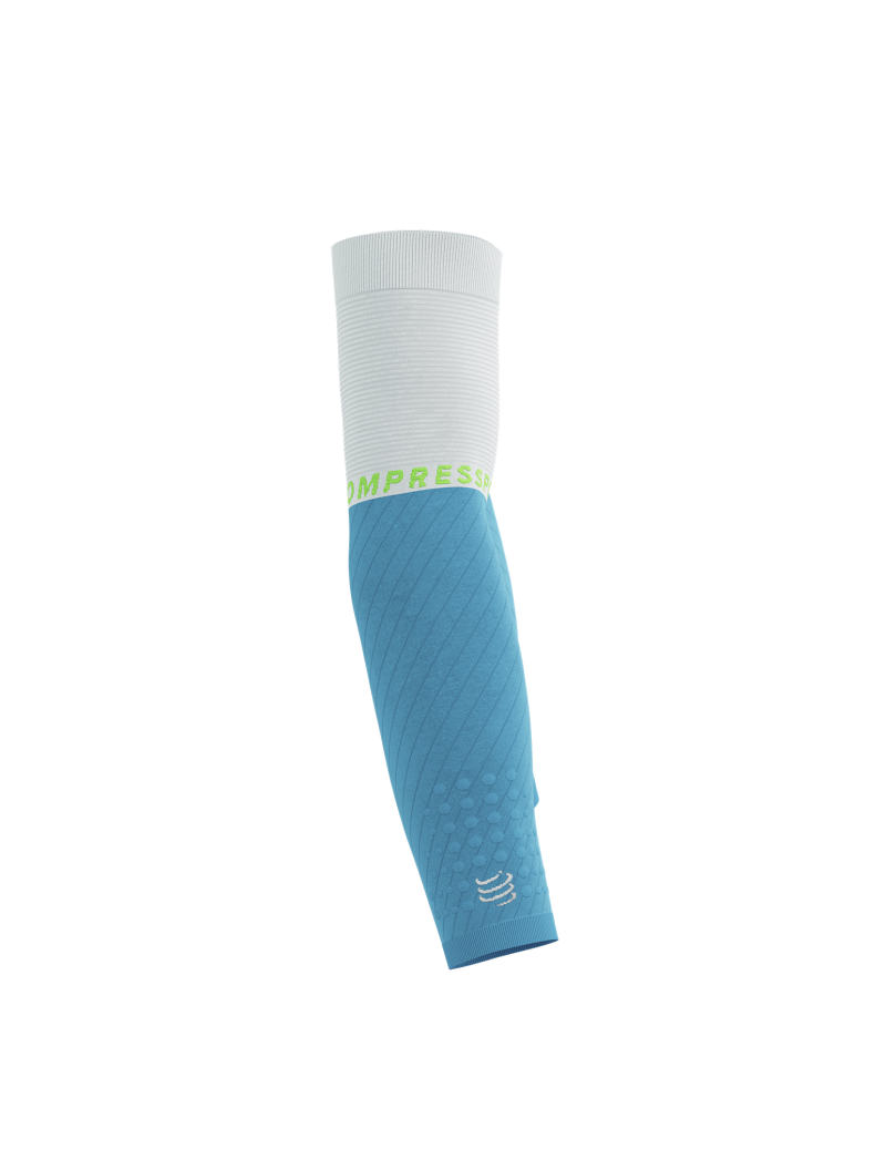 compressport armforce armsleeves in blue and white