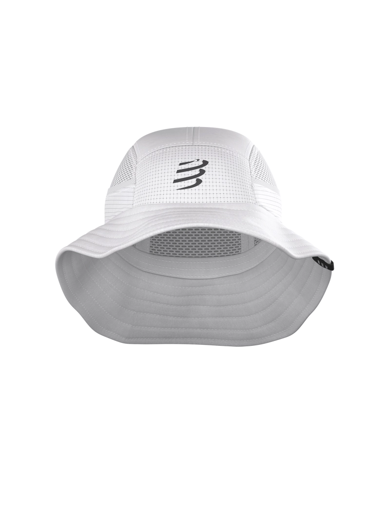 compressport stayfresh ice bob hat, white running bucket hat with ventilation and sun protection from the front