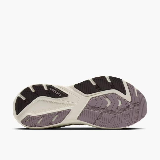 womens ghost amp with a grey sole and upper with hints of a light purple. Lightweight running shoe engineered with responsive technology for a springy, energised ride.