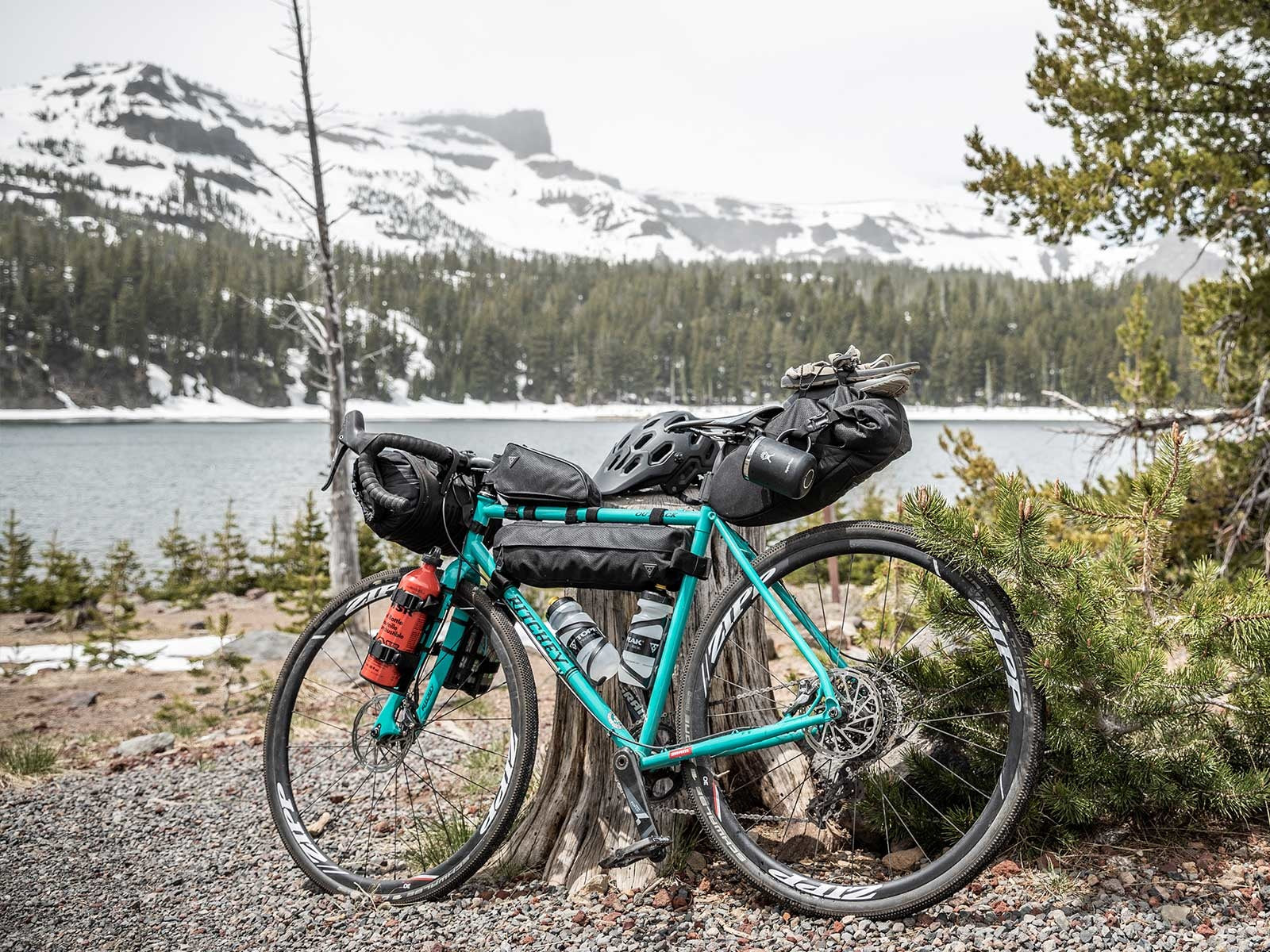 midloader bag for bike from topeak