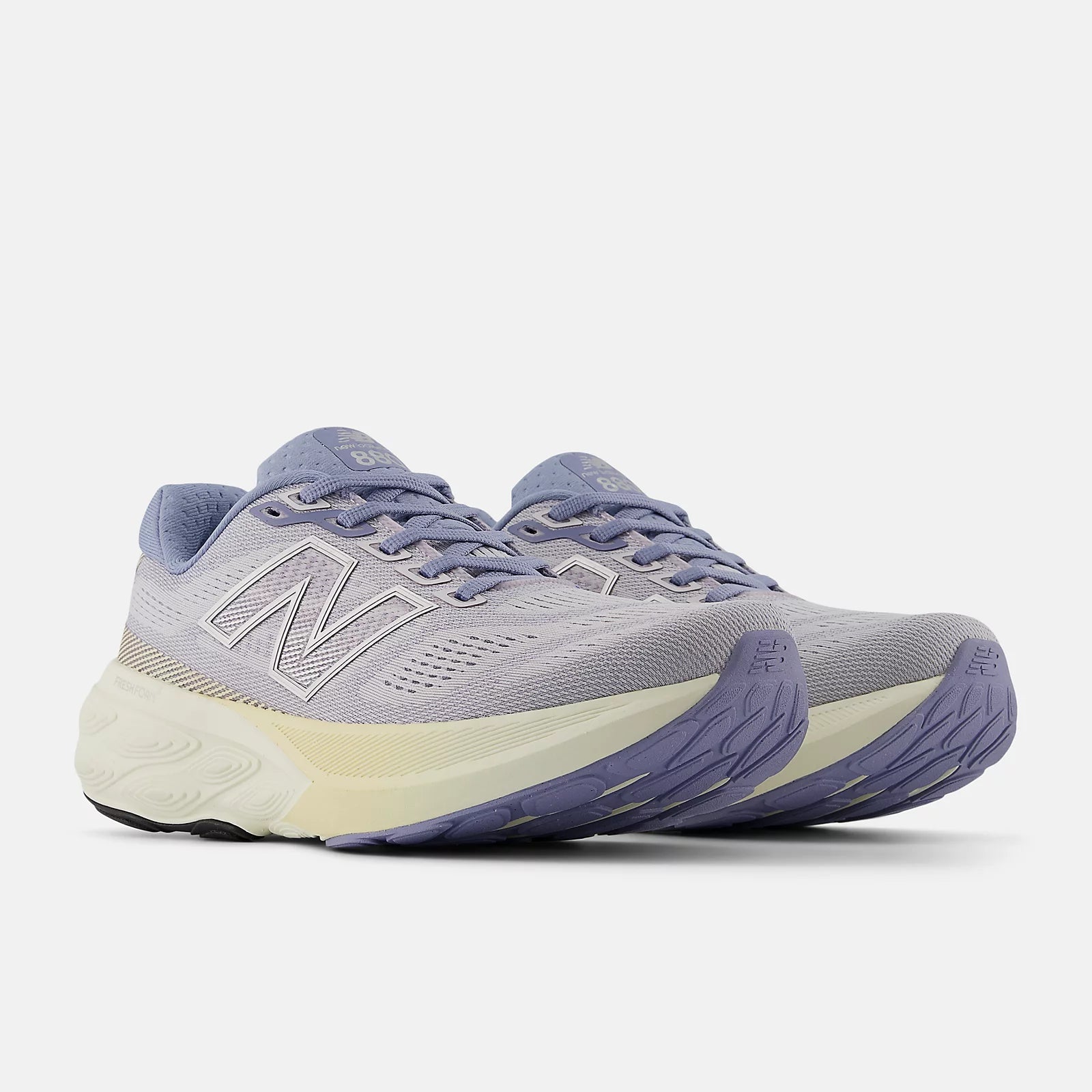 nb 880v15 for women, cushioned neutral running shoe, light purple with white and cream sole, profile of both shoes