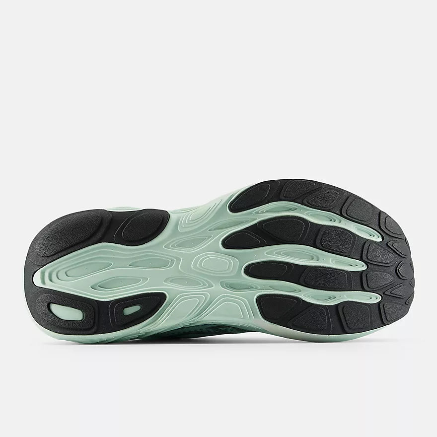 nb 880v15 for women, cushioned neutral running shoe, light cyan upper and sole, side profile view of sole