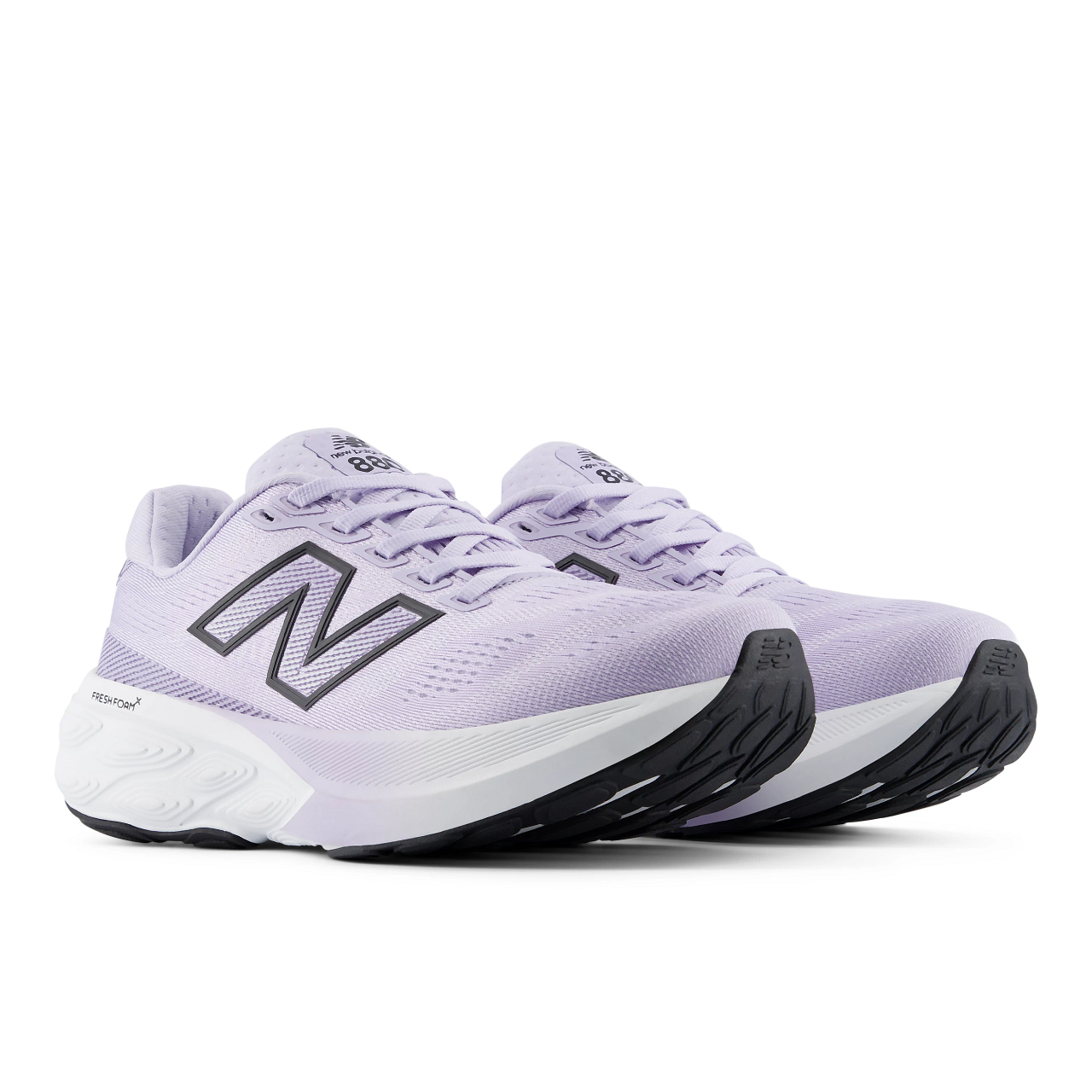 new balance 880v15 for women, cushioned neutral running shoe, light lilac purple colour, side profile of two shoes