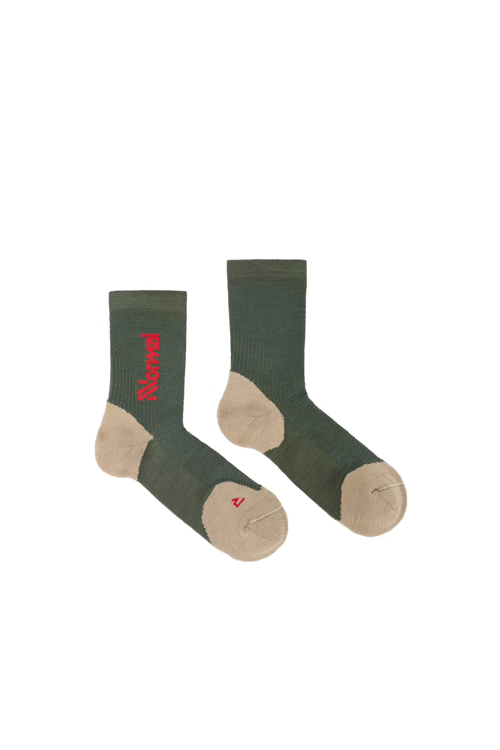 nnormal merino sock for trail running with slight compression and great thermoregulation, dark green colour with tan heels and toe red logo, two socks lai out flat