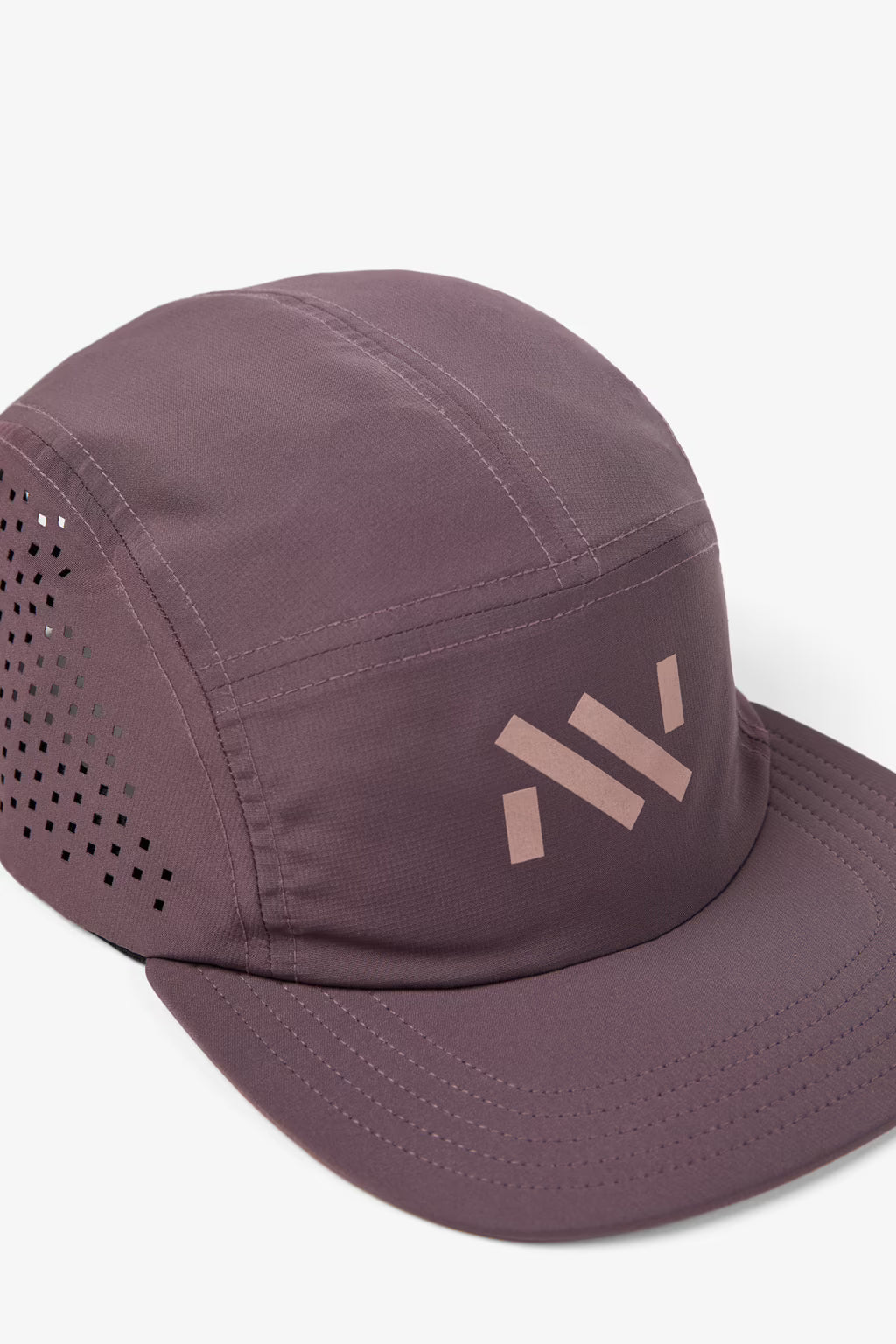 nnormal running cap in purple colour with logo