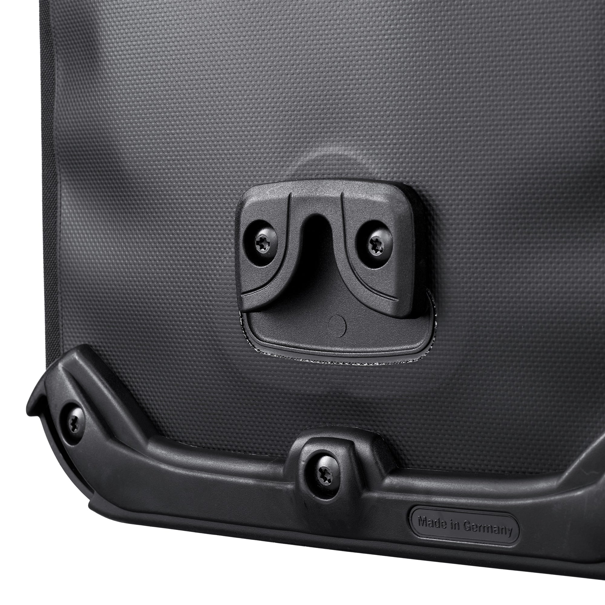 ortlieb Sport-Roller Free QL3.1 Bike Pannier, details of how to attach to bike
