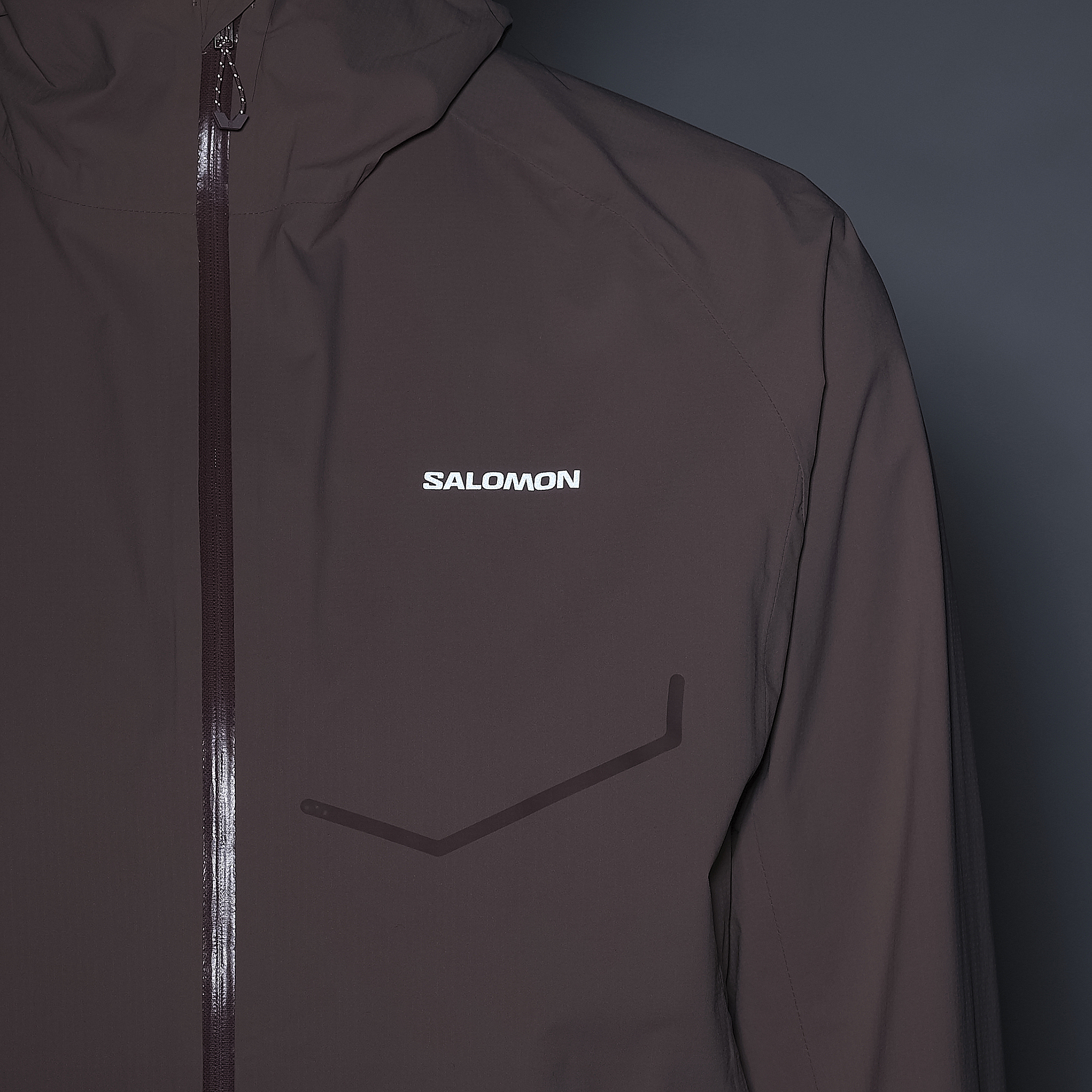 Reflective details on the salomon bonatti waterproof jacket, in antler colour, 