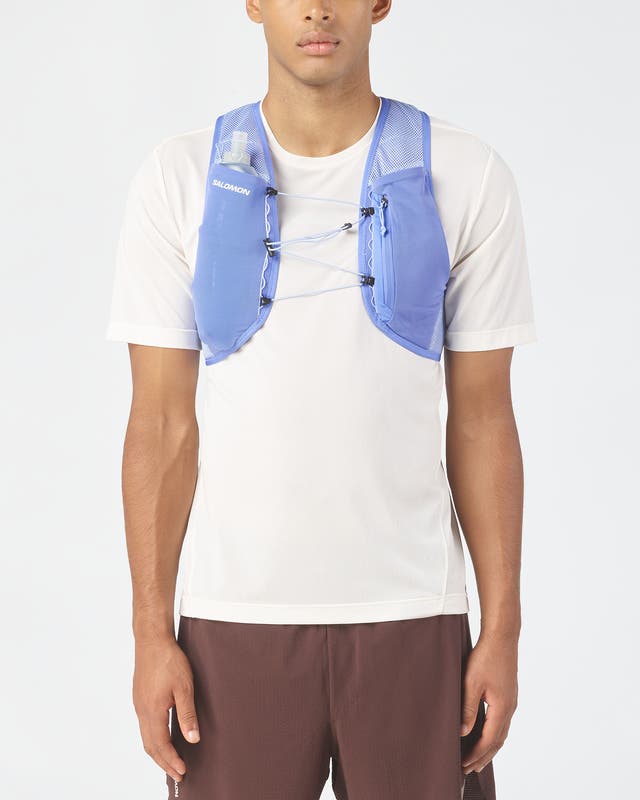 salomon hydra access 4 one flask, lightweight hydration vest for trail running or walking, front view in a blue colour