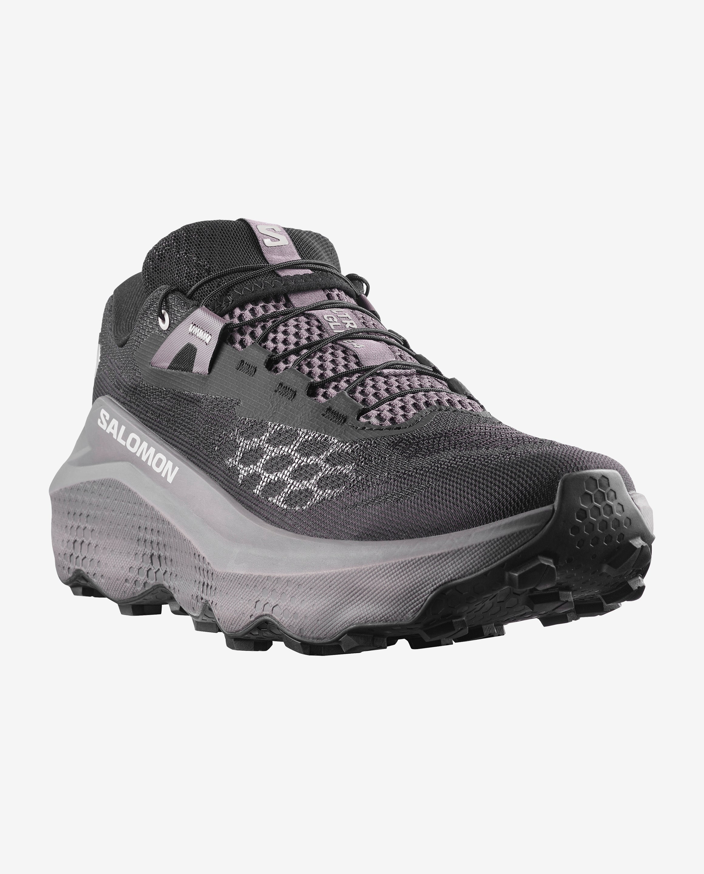 Front view of the men's Salomon Ultra Glide 4 trail running shoe in black, dark gull grey colour