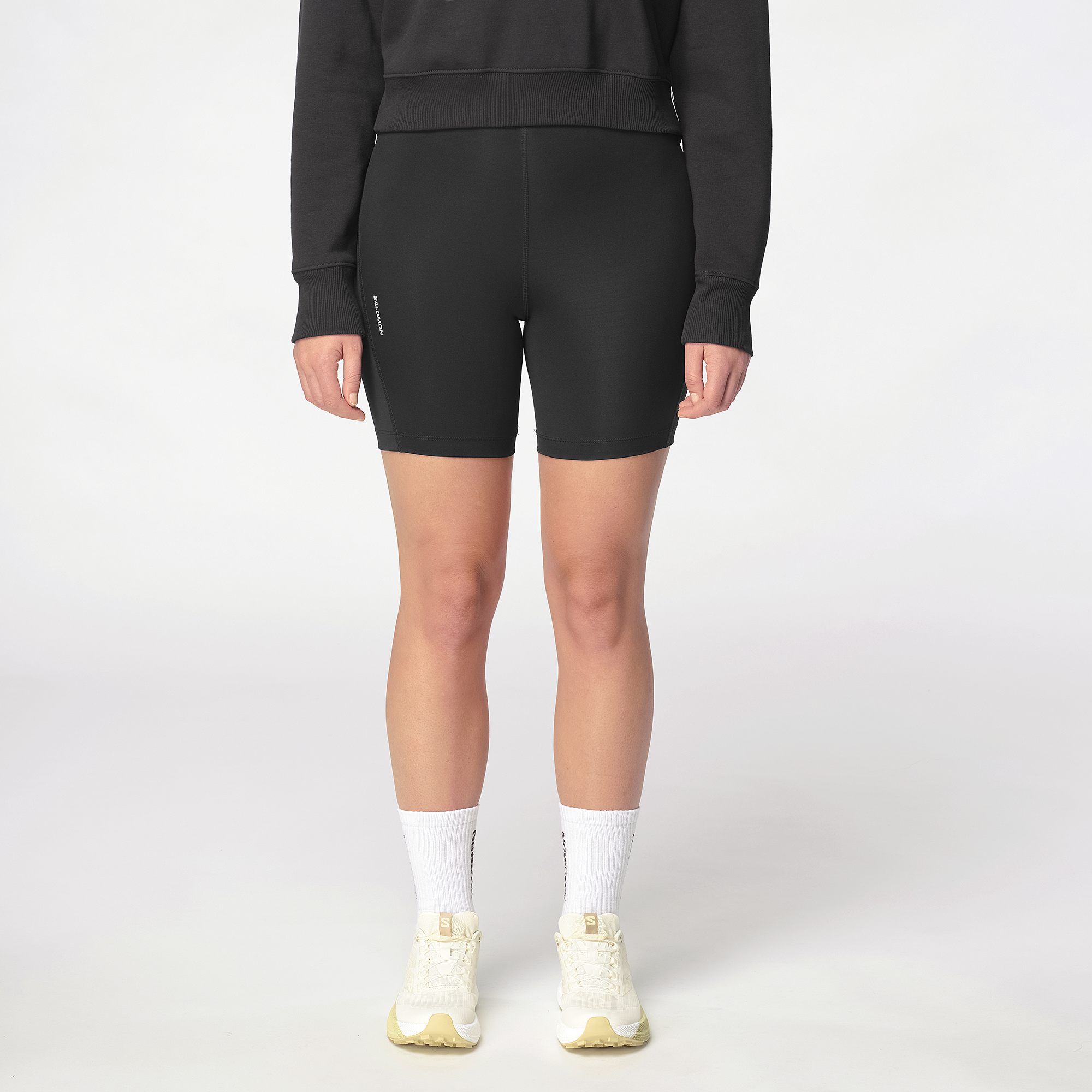 Salomon Women's Shakeout Core Short Tights 6”