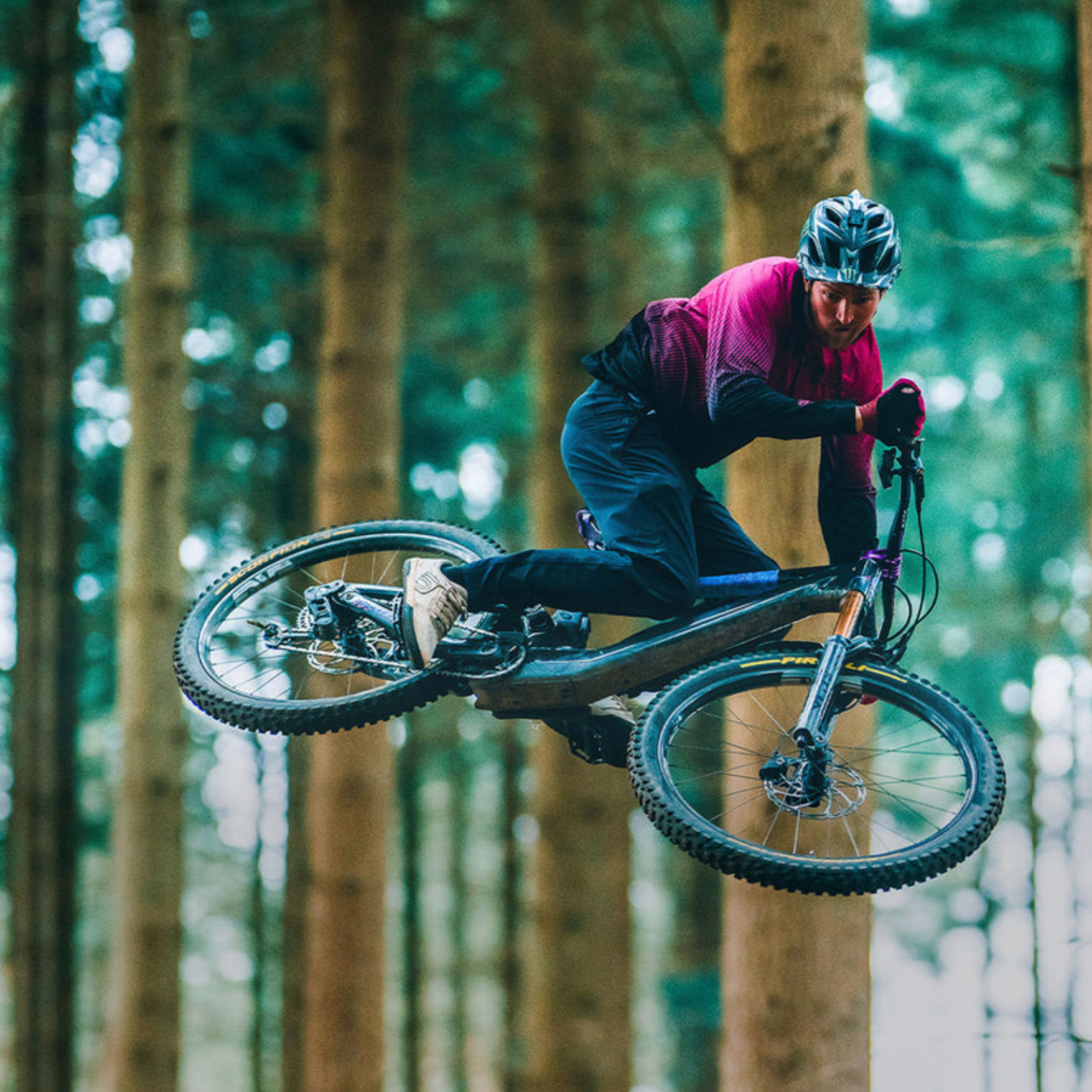 buy troy lee mtb gear at the sports room ireland