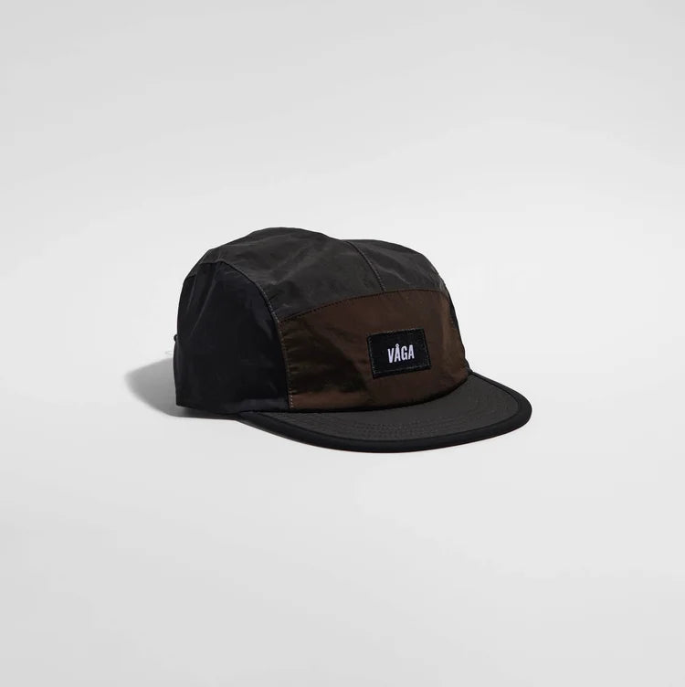 vaga pacer cap, lightweight packable water resistant running cap, black brown and dark grey colour, side angle of hat