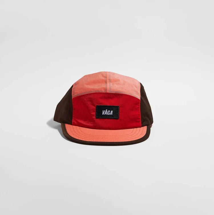 vaga pacer cap, lightweight water resistant running cap, red pink and brown colour, front view