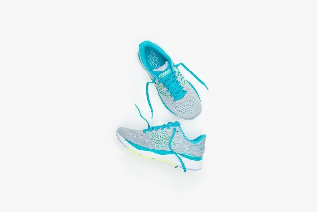 new balance women's 880v11 on sale